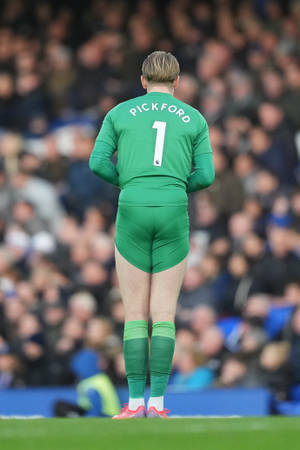 Nyuma ya Jordan Pickford Kwenye Kijani — Huawei MatePad 12 X (2025) Picha ya Ukuta