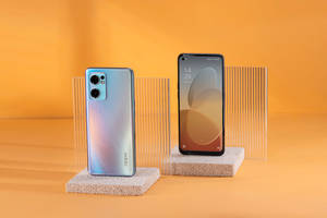 Oppo A76 Inayowaa — Oppo Picha ya Ukuta