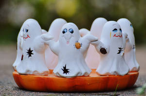 Picha ya mandhari ya pambo la mzimu mweupe la Halloween. — Pipi Halloween Picha ya Ukuta