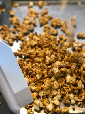 Popcorn Background — iPad Pro M4 Picha ya Ukuta