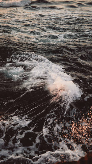 Redmi 4k Crashing Waves — Redmi Picha ya Ukuta