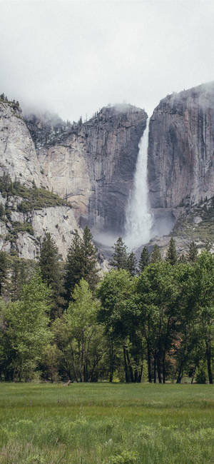 Yosemite Iphone — iPhone 13 Pro Picha ya Ukuta