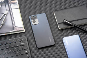 Siku ya Kazi na Oppo — Oppo Picha ya Ukuta