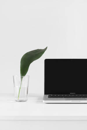 Classy Minimalist MacBook Pro wallpaper — Safi Picha ya Ukuta