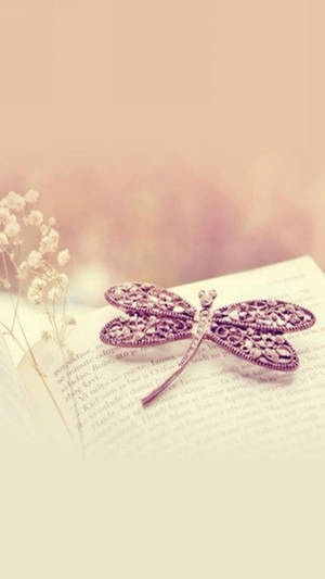 Unyago wa Pink Charm wa Butterfly Aesthetic — Kipepeo aesthetic GIF Picha ya Ukuta